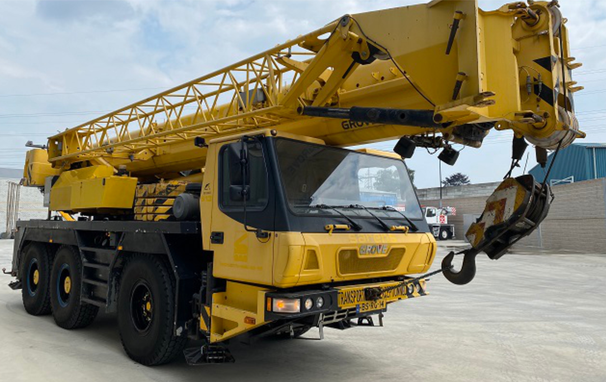 Кран підіймальний самохідний GROVE GMK 3055